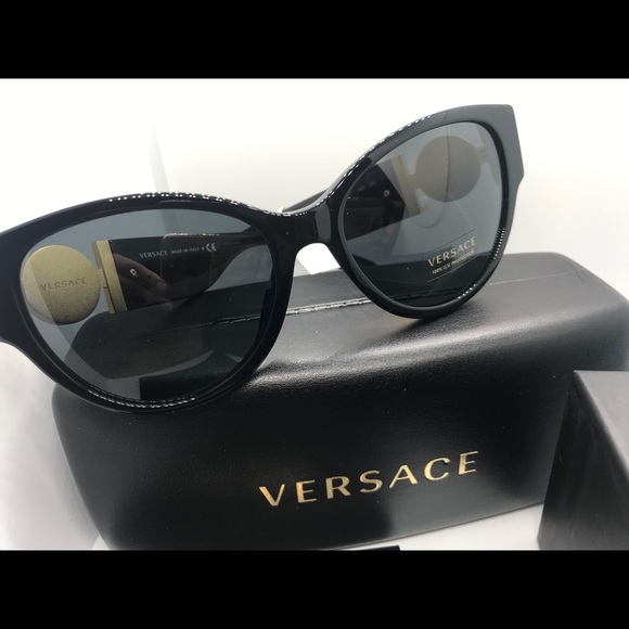 VERCACE SQUARED MEDUSA MEDALLION SUNGLASSES - Picture 5 of 12